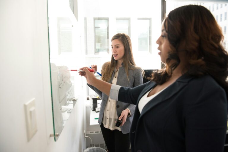 women on a board - Bill Rate vs Pay Rate