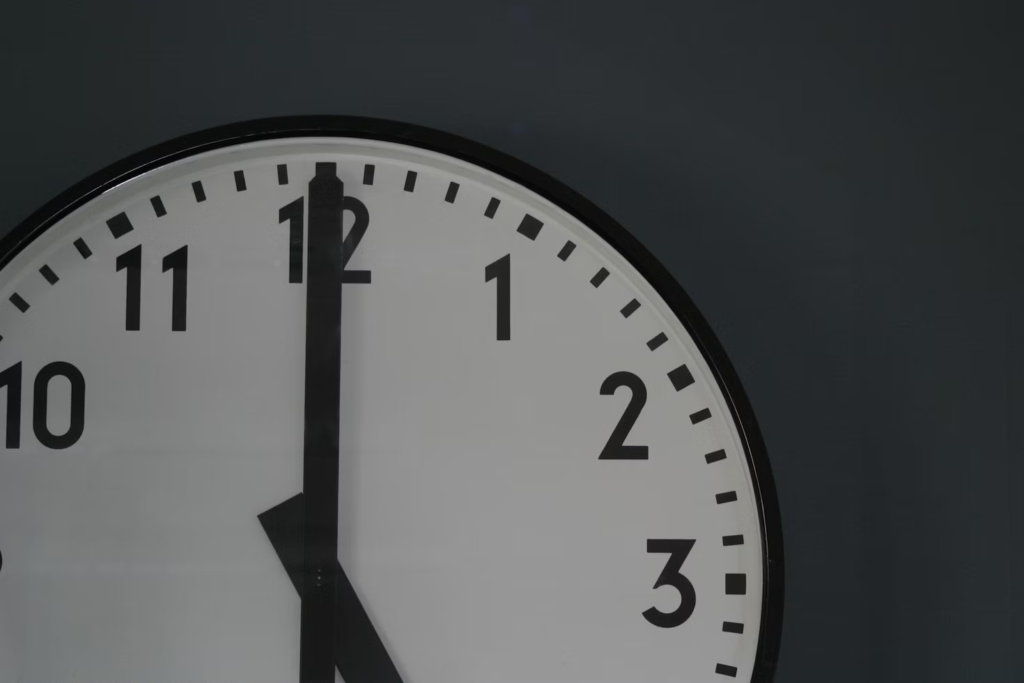 clock - FreshBooks Alternatives