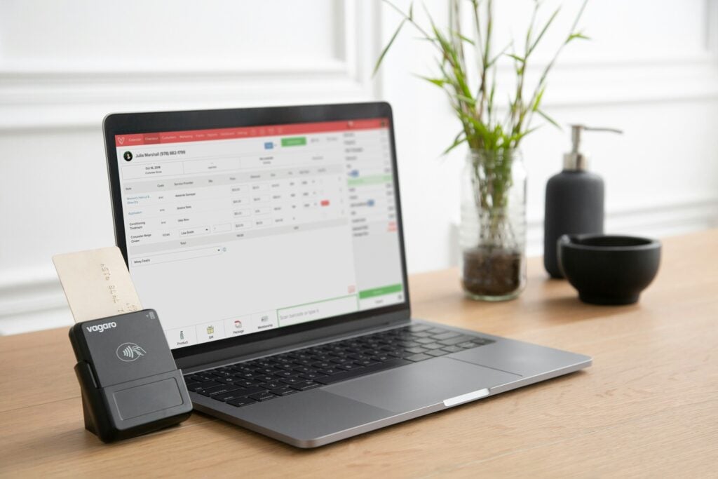 Sales Software - Freshbooks vs Quickbooks