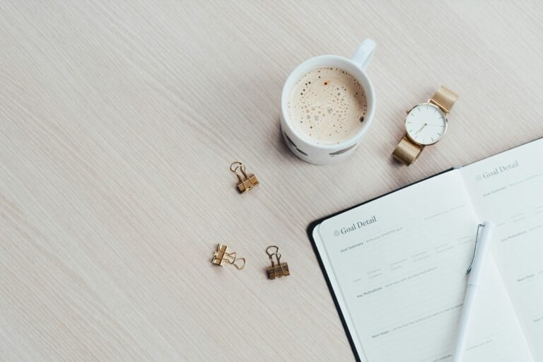 Stuff laying - Best Free Habit Tracker App